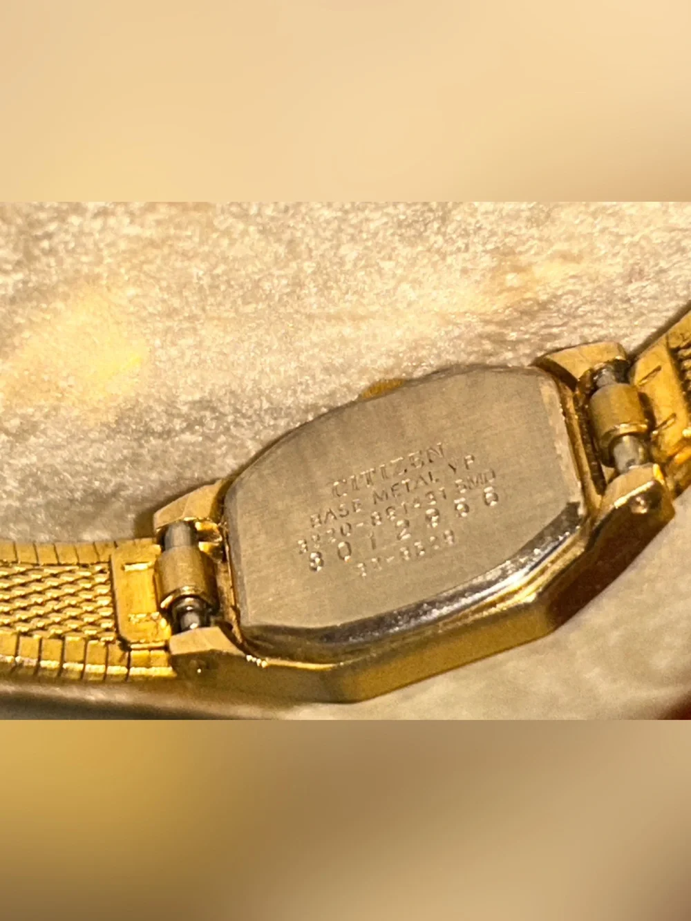 Vintage Citizen Gold Ladies Watch Hexagon Face Chained Bracelet Watch